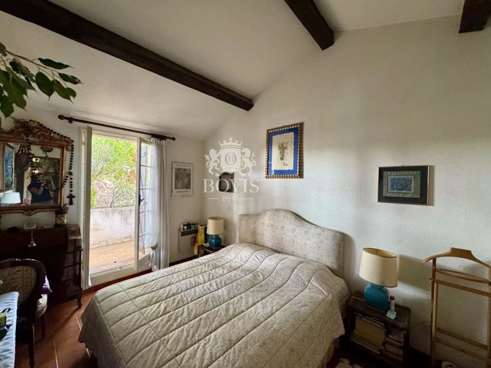 Image No.9-2 Bed House for sale