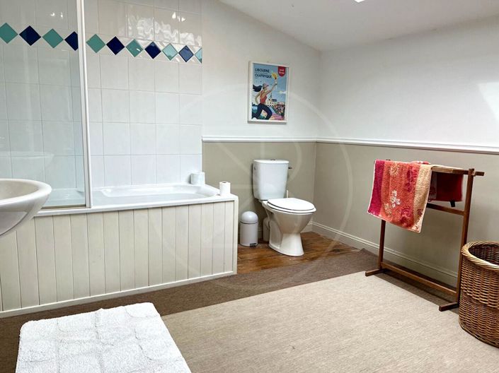 Image No.11-Maison de 4 chambres à vendre à Gensac