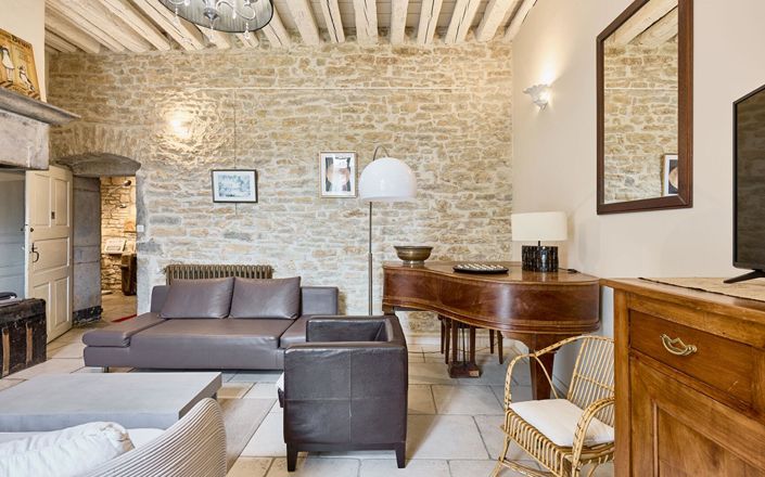 Image No.4-Propriété de 8 chambres à vendre à Château-Chalon