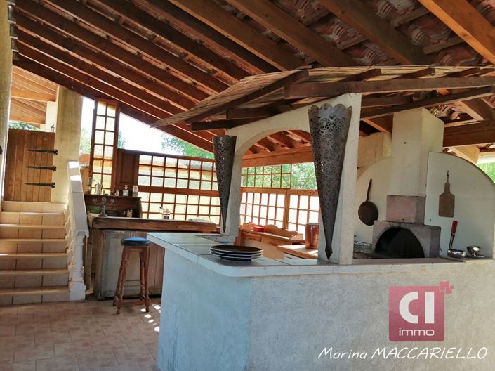 Image No.18-3 Bed House for sale