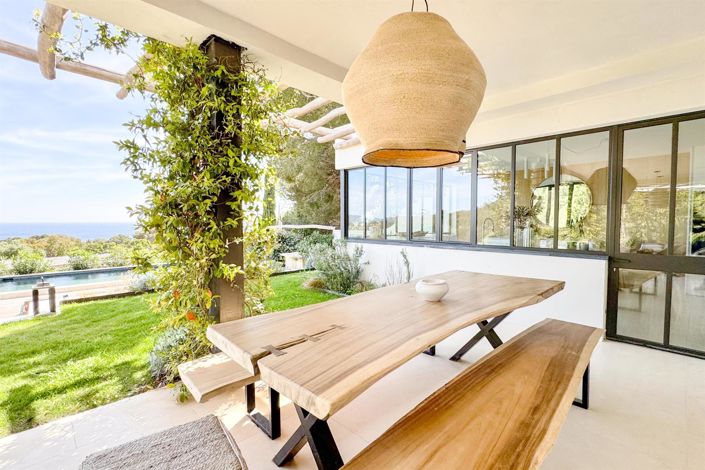 Image No.13-5 Bed House for sale