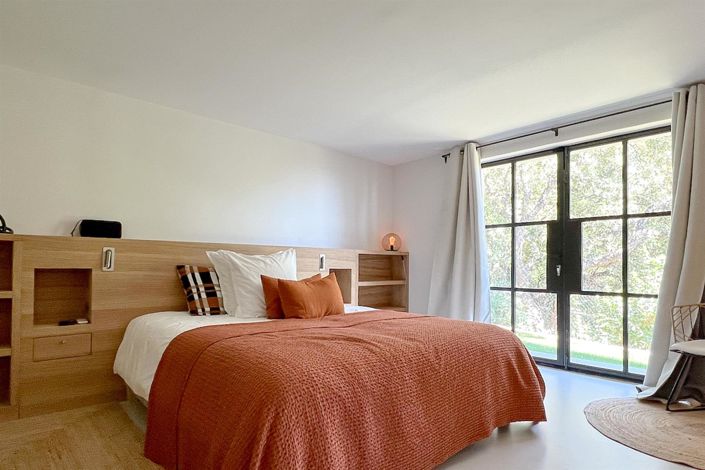 Image No.25-5 Bed House for sale