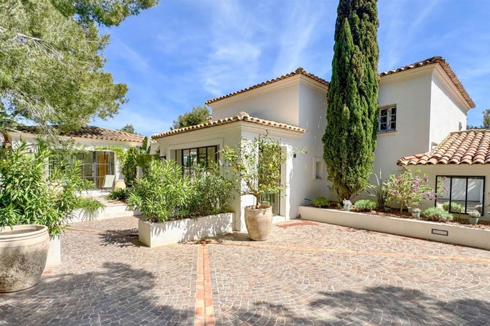 Image No.37-5 Bed House for sale