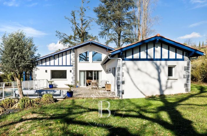 Image No.2-3 Bed House for sale