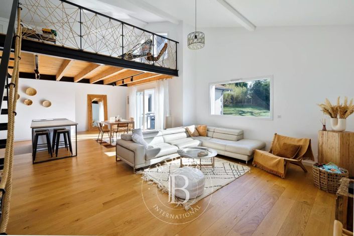 Image No.4-3 Bed House for sale