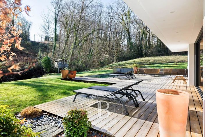 Image No.7-4 Bed House for sale