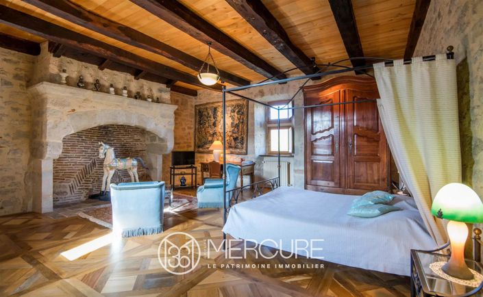 Image No.10-5 Bed House for sale