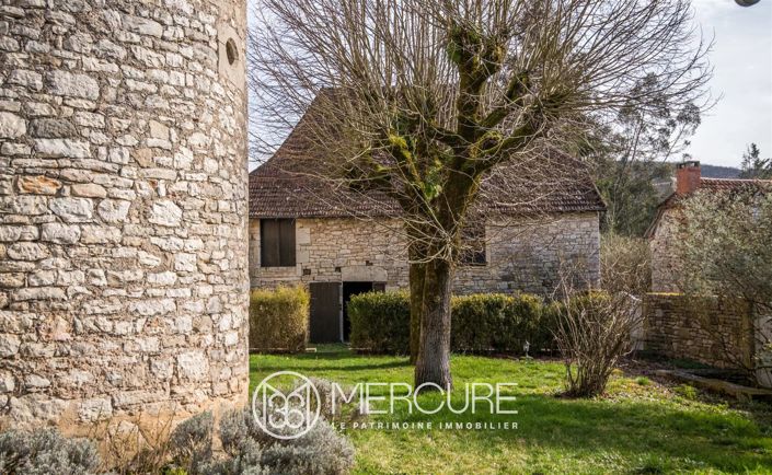 Image No.11-5 Bed House for sale