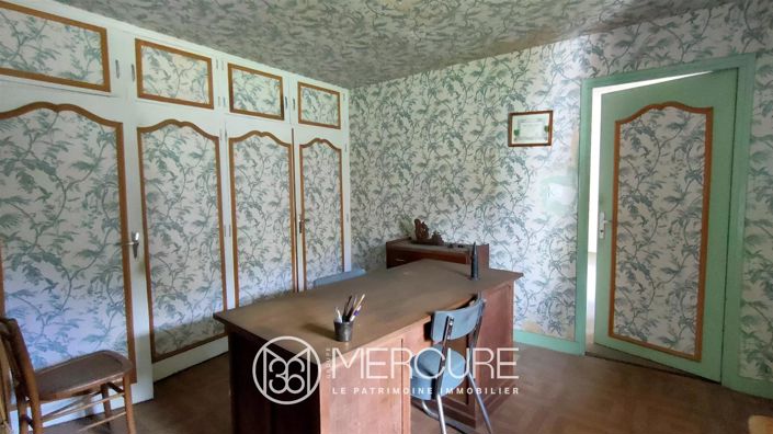 Image No.11-12 Bed House for sale