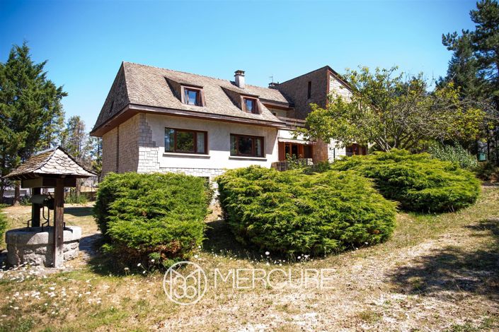 Image No.7-7 Bed House for sale