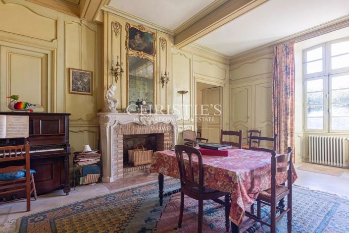 Image No.13-9 Bed House for sale