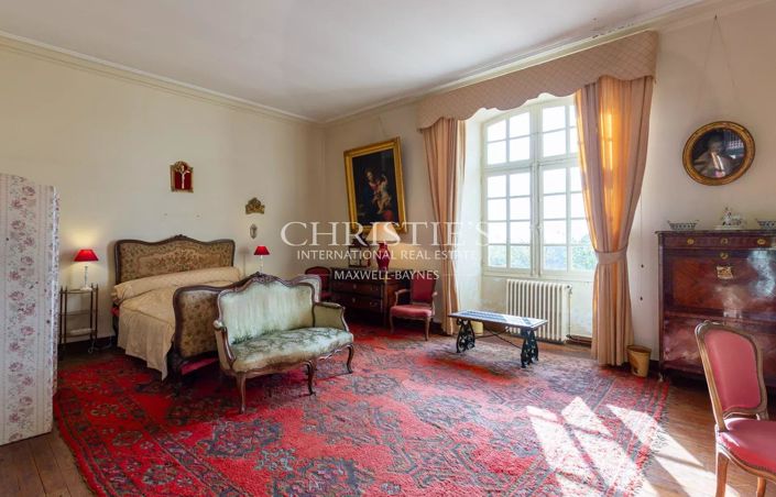 Image No.14-9 Bed House for sale