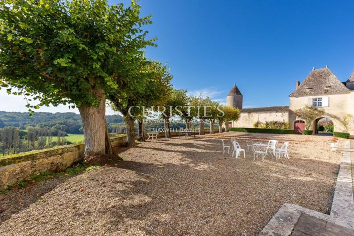 Image No.6-9 Bed House for sale