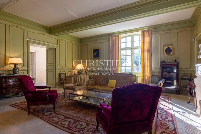 Image No.9-9 Bed House for sale