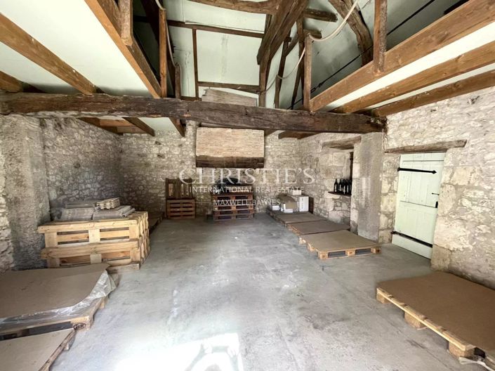 Image No.7-2 Bed House for sale