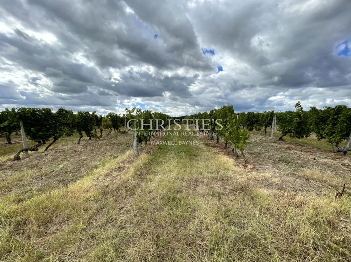 Image No.8-2 Bed House for sale