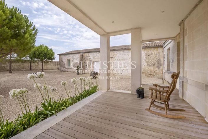 Image No.3-6 Bed House for sale