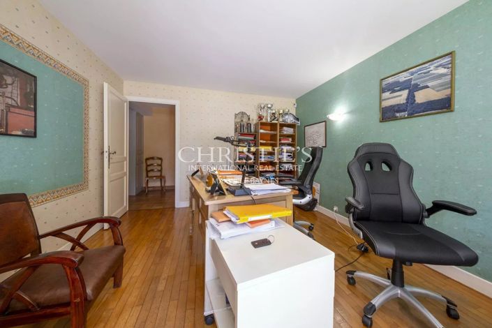 Image No.18-House for sale