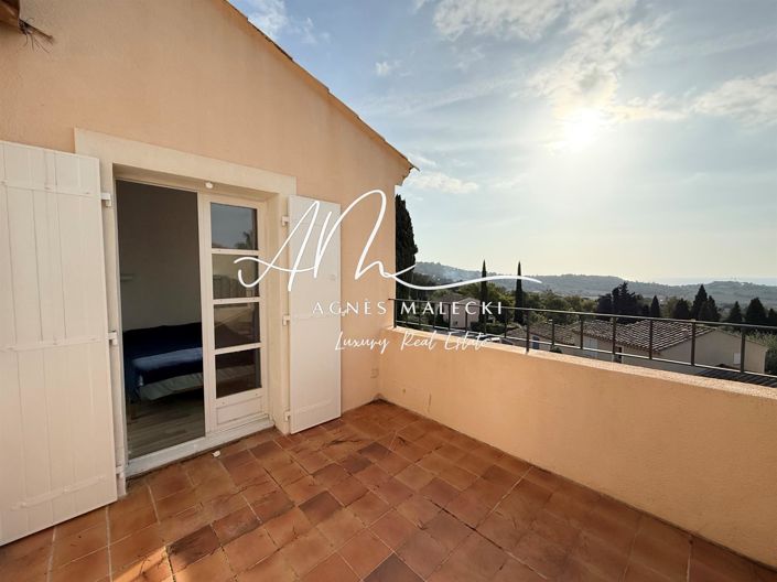 Image No.5-2 Bed House for sale