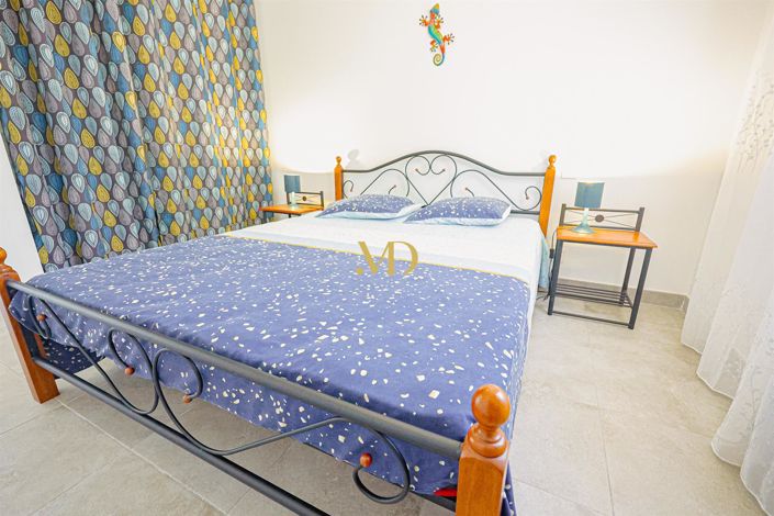 Image No.15-3 Bed House for sale