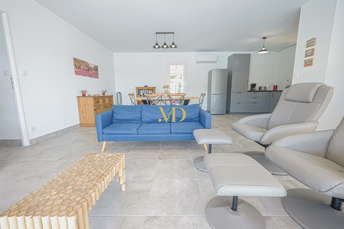 Image No.6-3 Bed House for sale