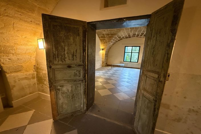 Image No.3-Maison de 4 chambres à vendre à Uzès