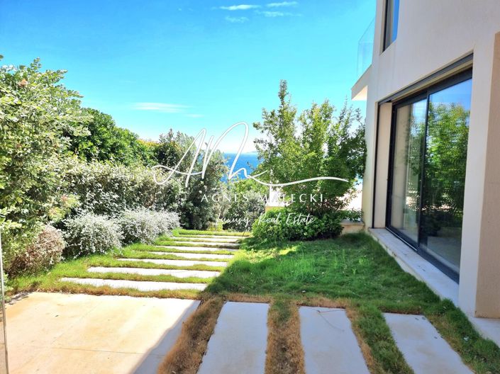 Image No.6-4 Bed House for sale