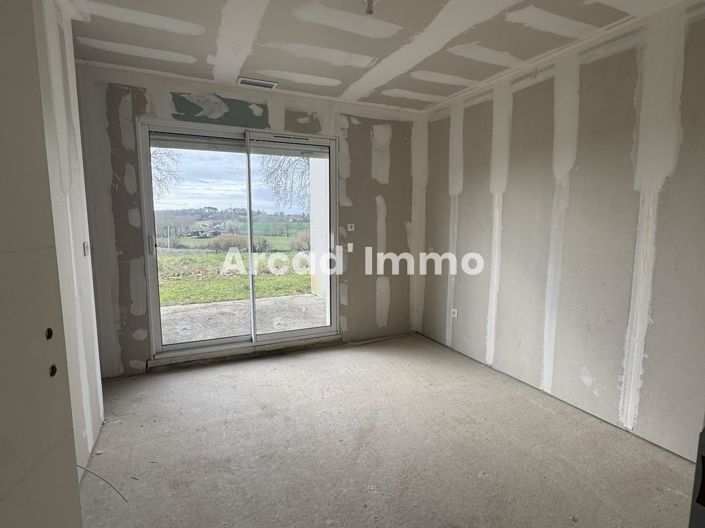 Image No.5-4 Bed House for sale