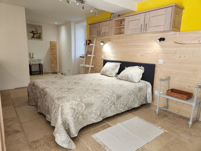 Image No.13-11 Bed House for sale