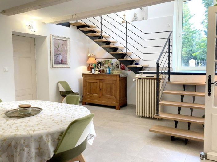 Image No.20-11 Bed House for sale