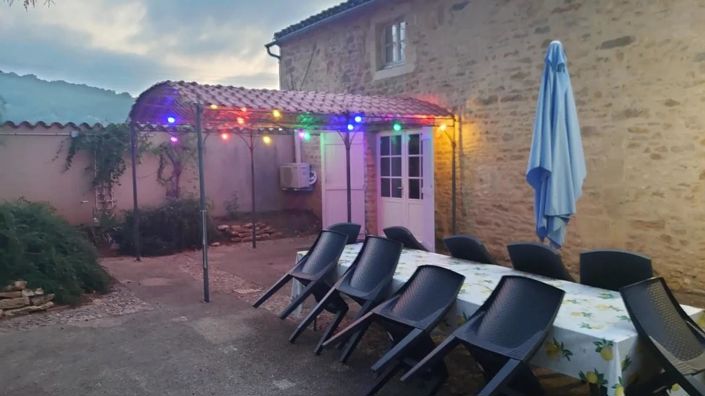 Image No.25-11 Bed House for sale