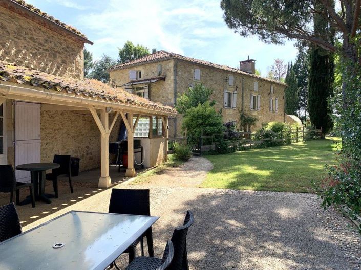 Image No.31-11 Bed House for sale