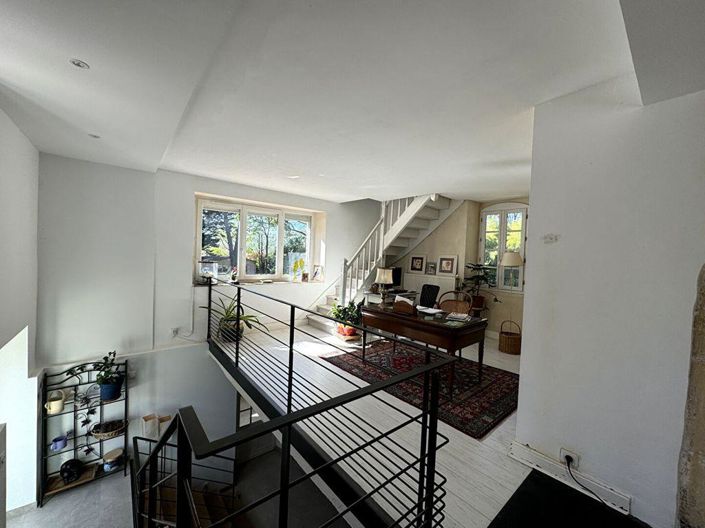 Image No.5-11 Bed House for sale