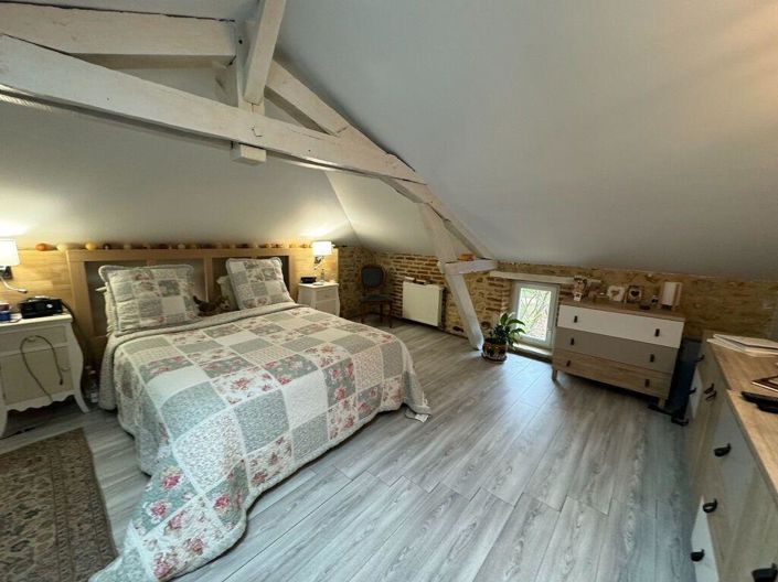 Image No.8-11 Bed House for sale