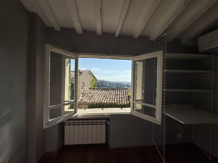 Image No.35-House for sale