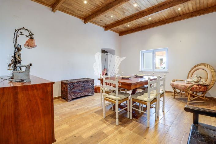 Image No.15-3 Bed House for sale