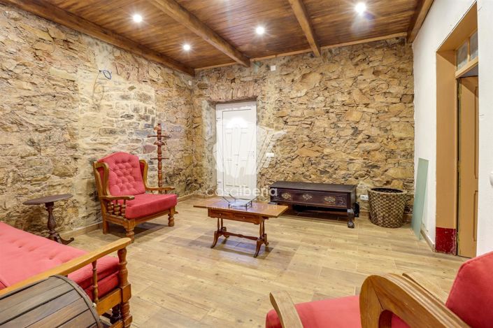 Image No.17-3 Bed House for sale