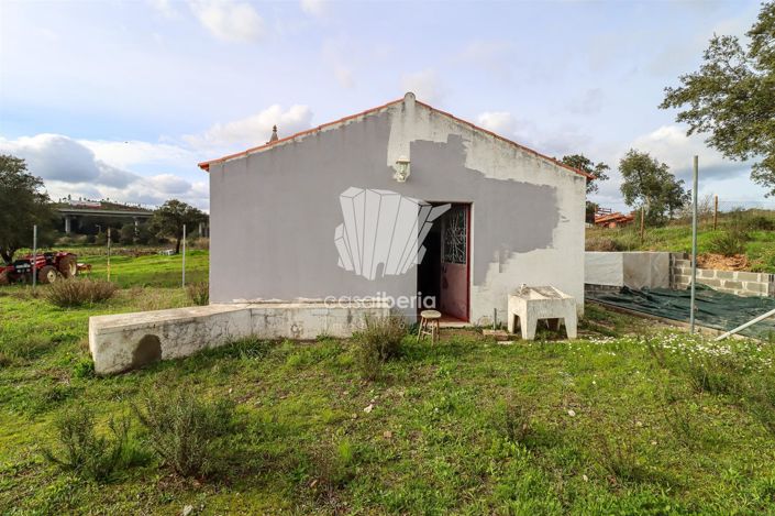 Image No.24-3 Bed House for sale