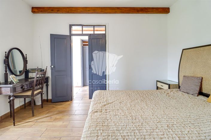 Image No.8-3 Bed House for sale