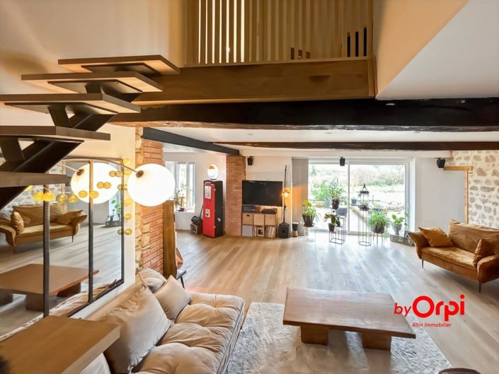 Image No.3-3 Bed House for sale