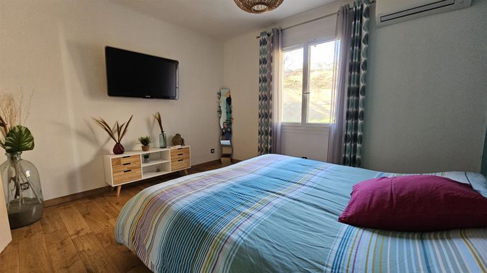 Image No.10-5 Bed House for sale