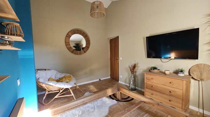 Image No.16-5 Bed House for sale