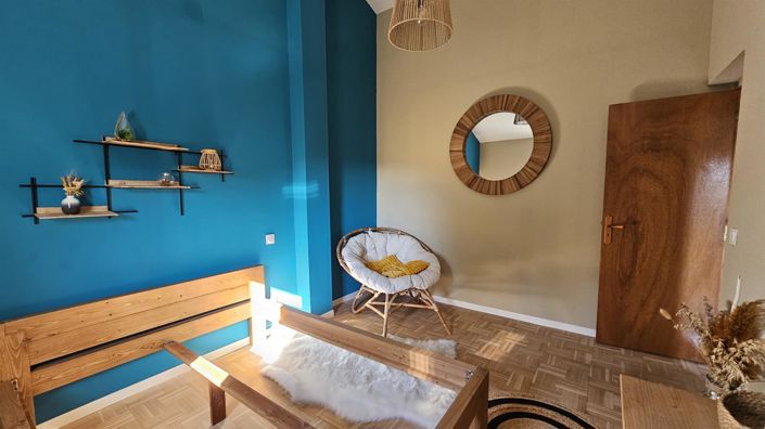 Image No.17-5 Bed House for sale