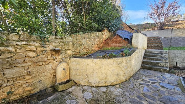 Image No.30-5 Bed House for sale