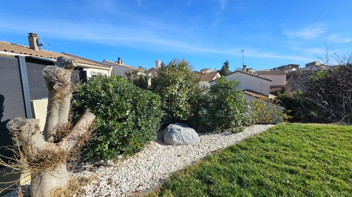 Image No.38-5 Bed House for sale