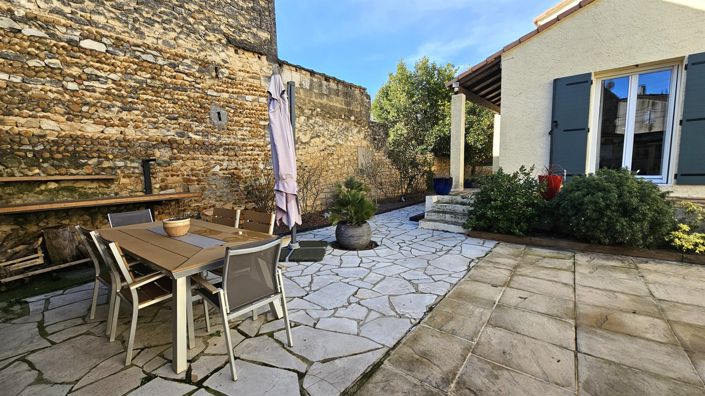 Image No.38-5 Bed House for sale