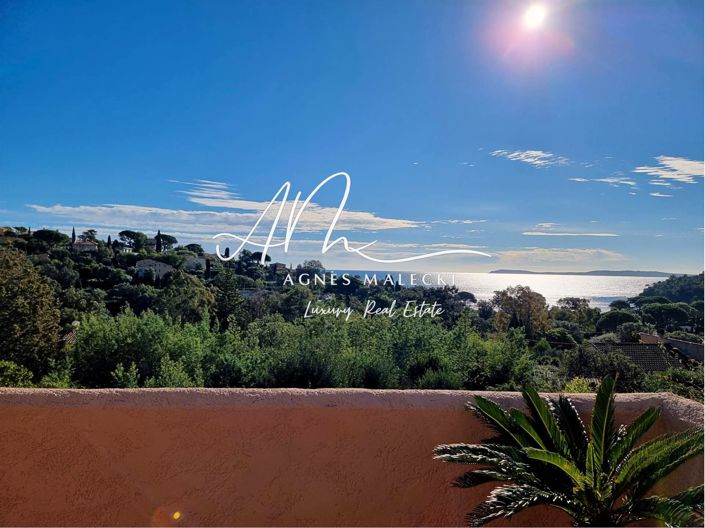 Image No.5-16 Bed House for sale