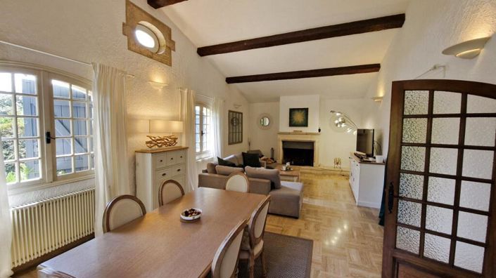 Image No.4-5 Bed House for sale