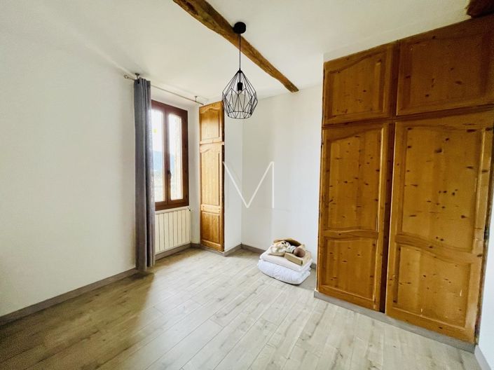 Image No.10-4 Bed House for sale