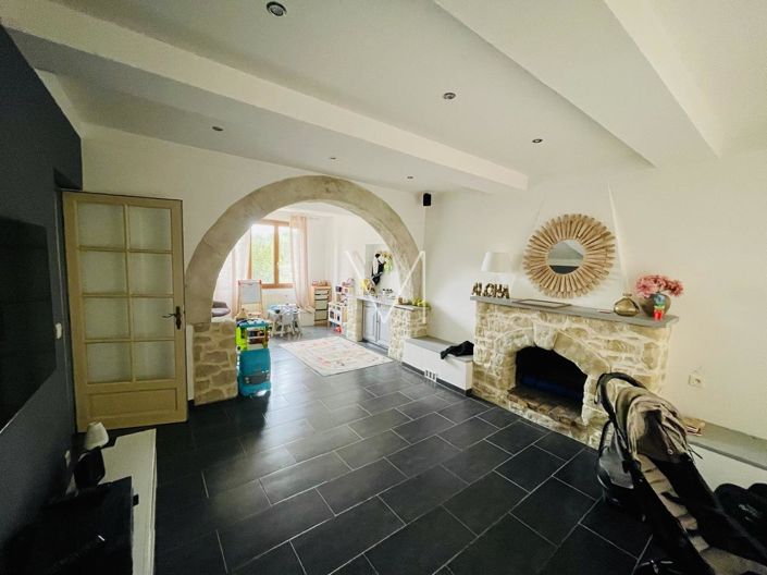 Image No.7-4 Bed House for sale